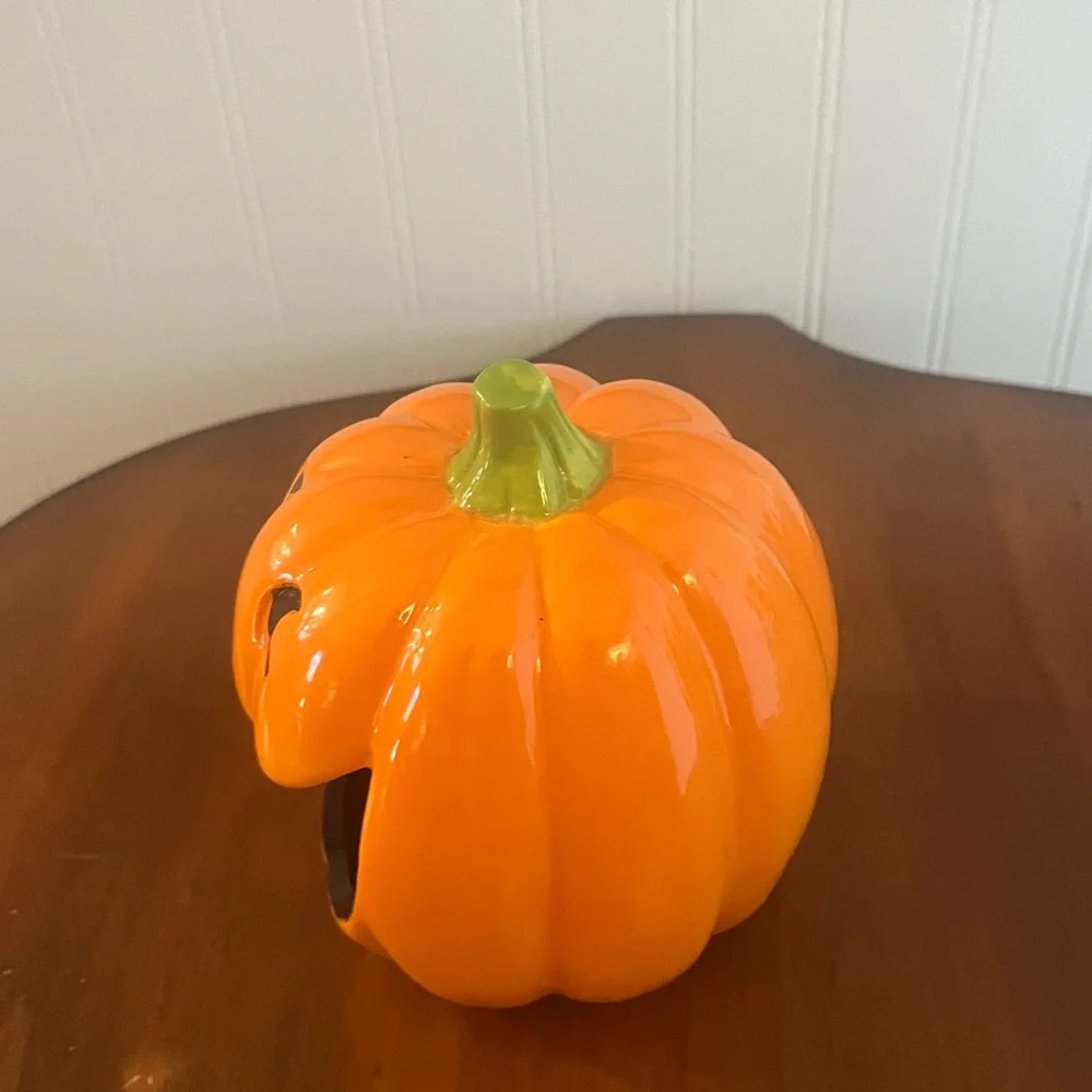 Target Friendly Jack O'Lantern Halloween Ceramic‎ Open Mouth Candy Dish